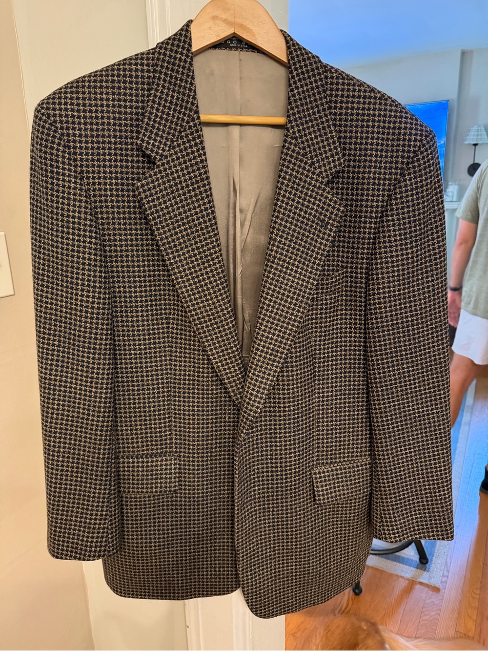 Hugo Boss Black and Brown Houndstooth Sport Coat